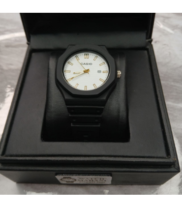 ساعت جیشاک مدل کاسیو بند مشکی صفحه سفید کد 450
