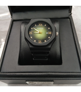 ساعت جیشاک مدل کاسیو صفحه مشکی-سبز کد 449