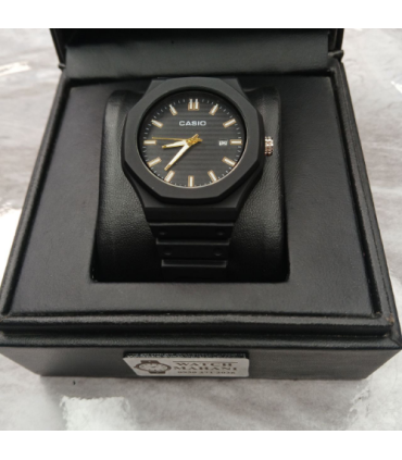 ساعت جیشاک مدل کاسیو بند مشکی صفحه مشکی کد 451