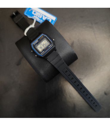 ساعت کاسیو نوستالژی رنگ مشکی کد 563